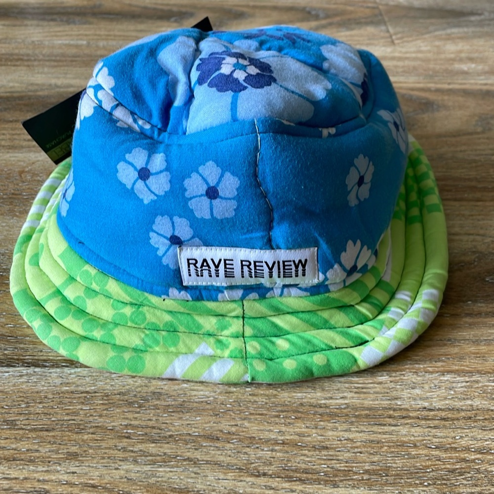 Rave Review Made in Sweden Duvet Bucket Hat